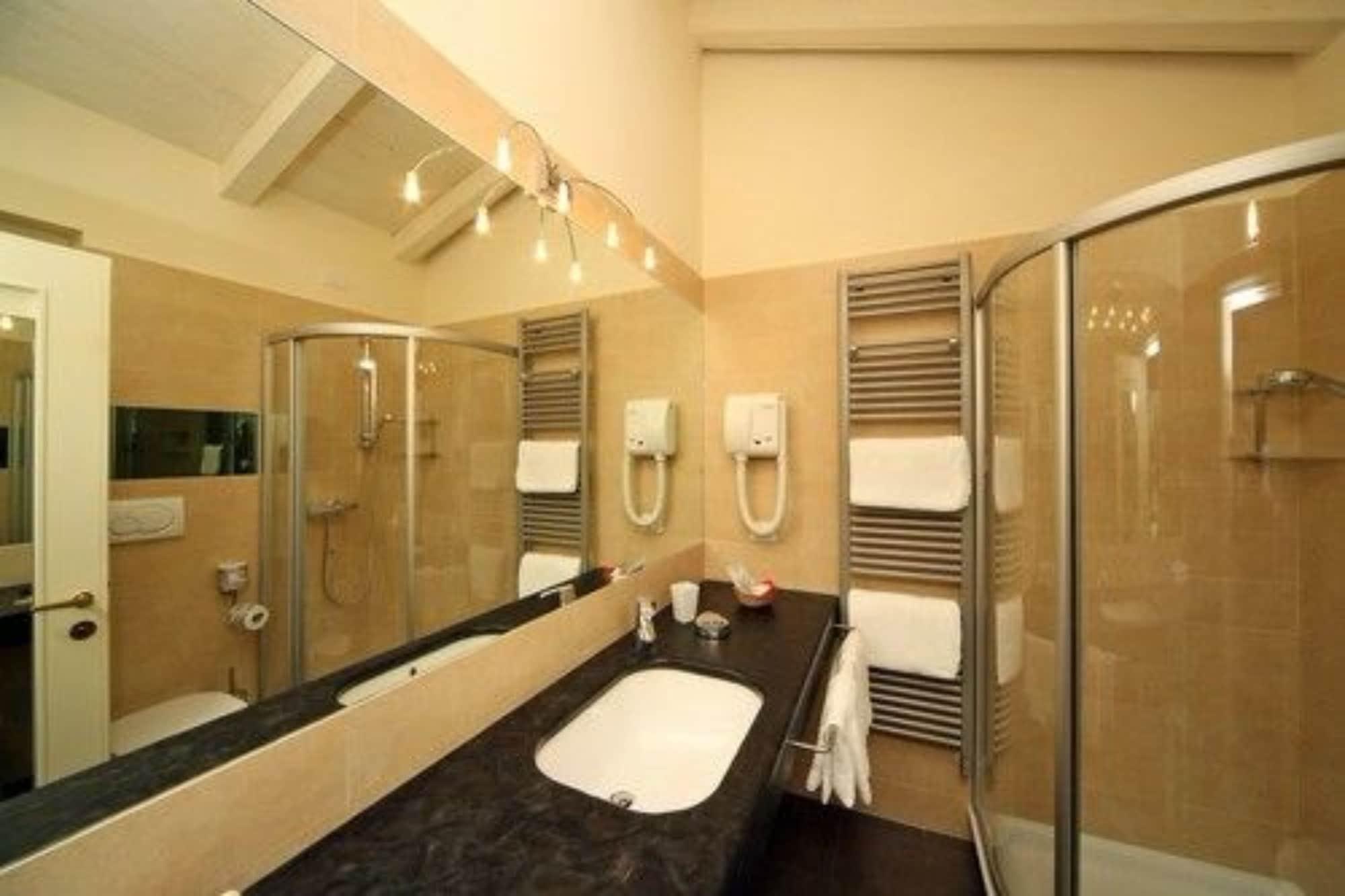 Hotel Sailing Center 말세진느 외부 사진