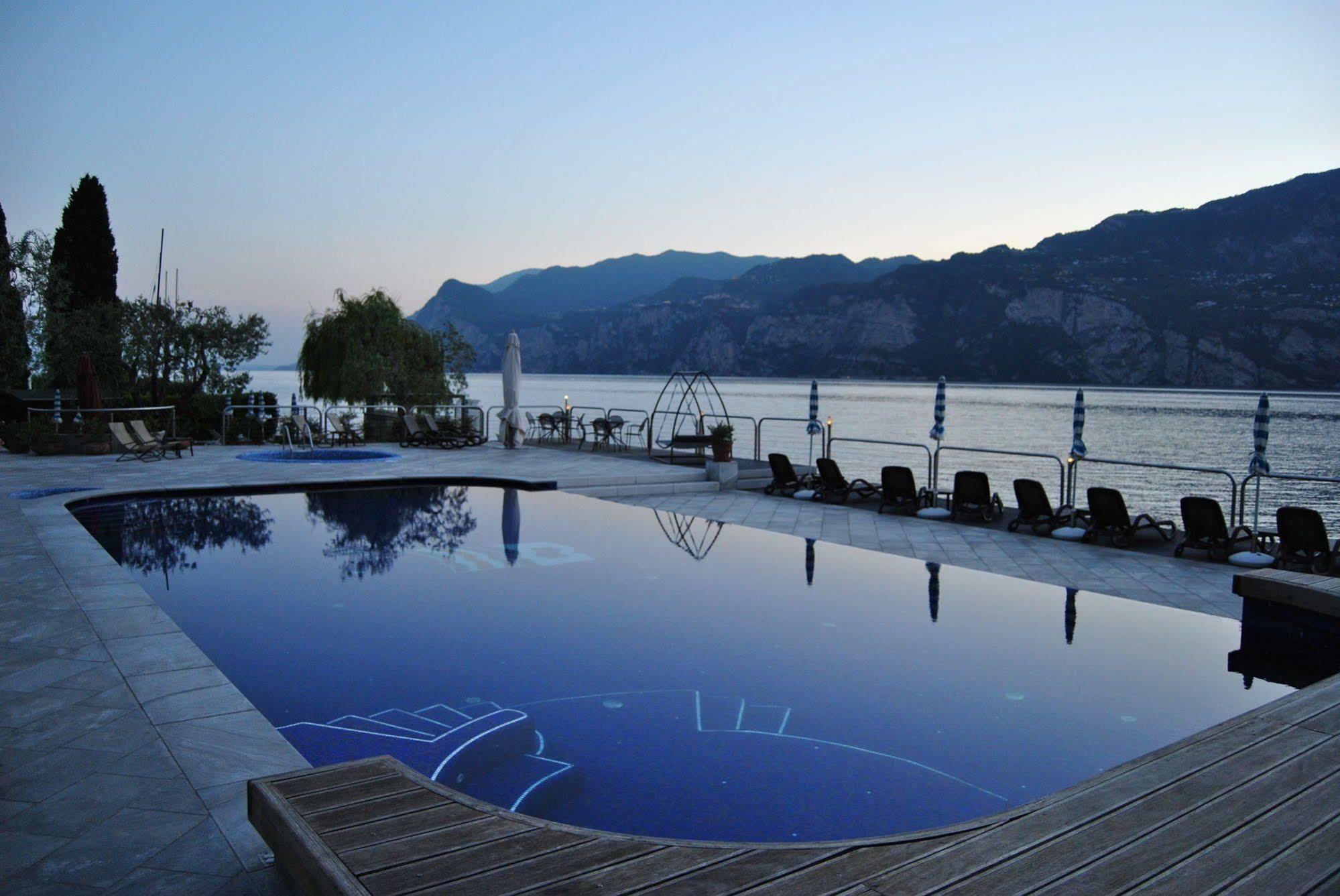 Hotel Sailing Center 말세진느 외부 사진